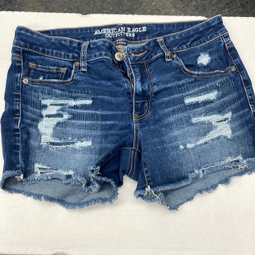 American eagle midi shorts size 14